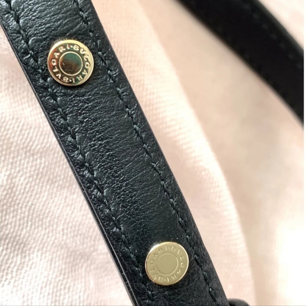 BVLGARI Gorgeous little crossbody bag . - Picture 6 of 7